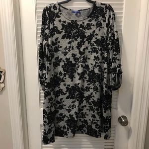 Sweater dress with pockets